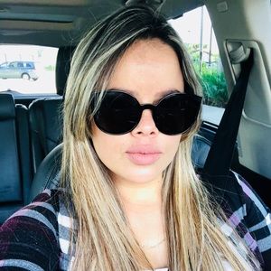 Meet your Posher, Dorys